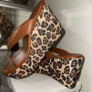Jessica Simpson Brown Leopard Wedges